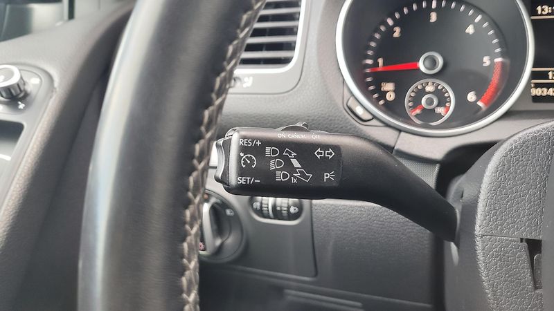 Volkswagen Golf 1,6 TDI 77KW  - fotka 22 z 23