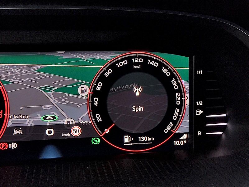 Škoda Octavia (2025) combi RS 2,0 Tsi 195 Kw DSG - fotka 10 z 44
