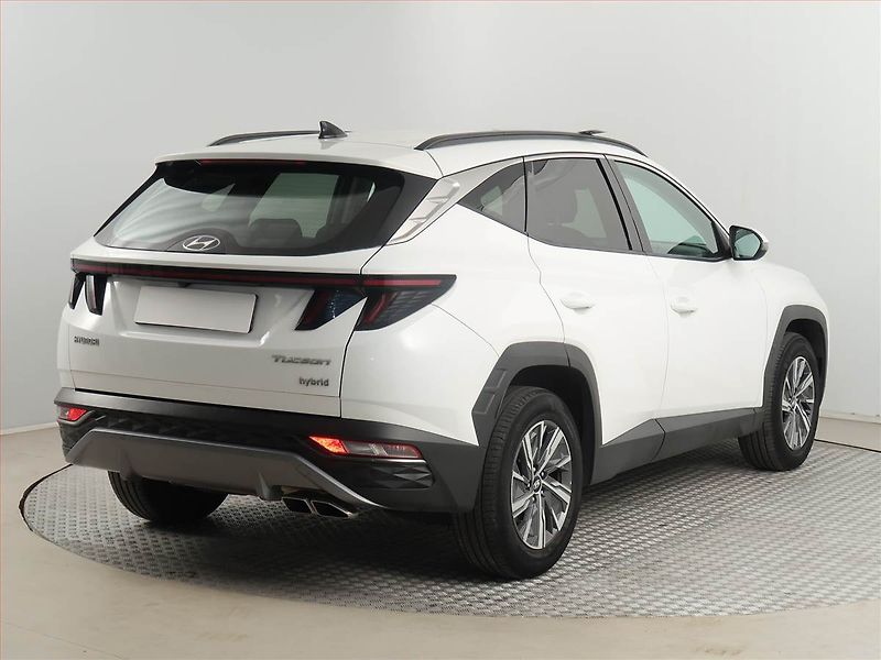 Hyundai Tucson (2021) 1.6 T-GDI HEV - fotka 5 z 19