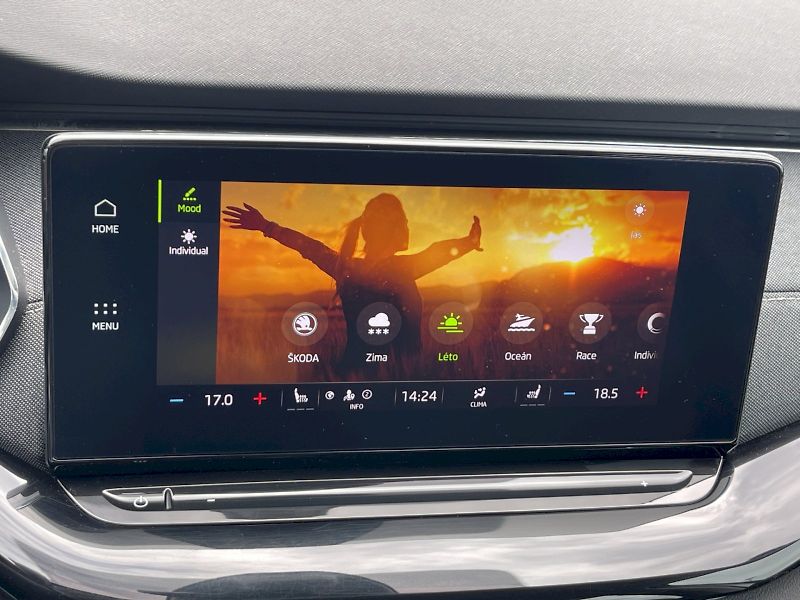 Škoda Octavia (2023) 1.5 TSI 110kW Style Plus Combi - fotka 19 z 35