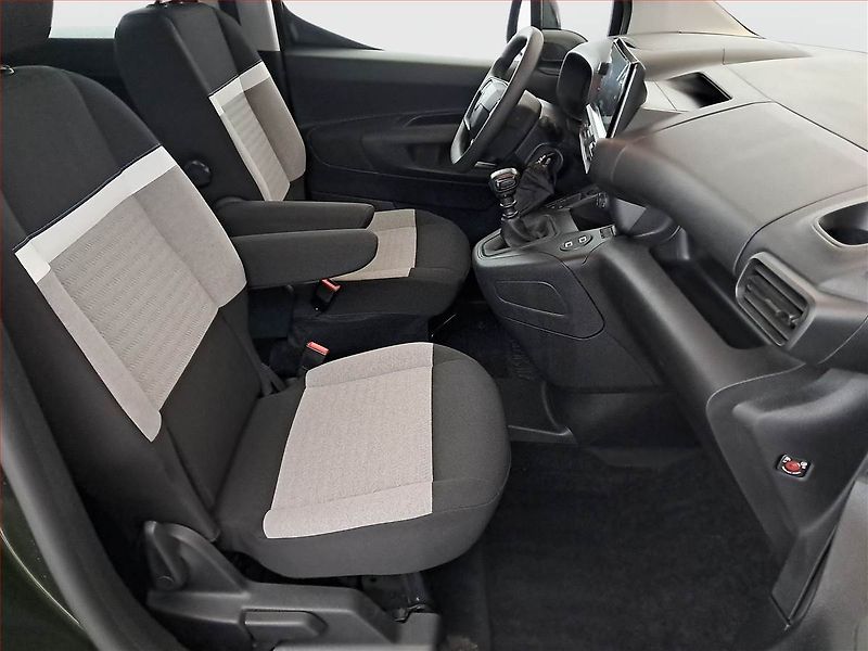 Citroën Berlingo (2024) Plus 1.2 PureTech, 5Míst, ČR - fotka 9 z 18