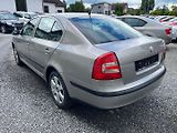 Škoda Octavia (2007) 1.9 TDI Bez DPF - náhled 4