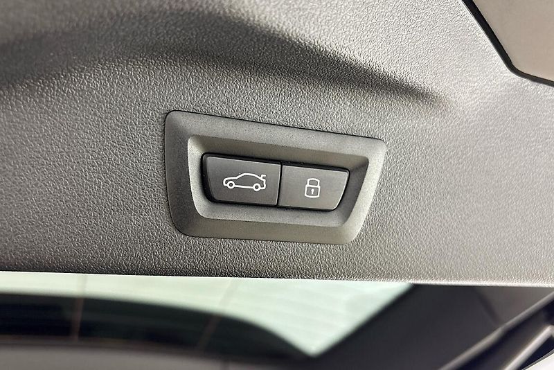 BMW X7 xDrive40d - fotka 12 z 30