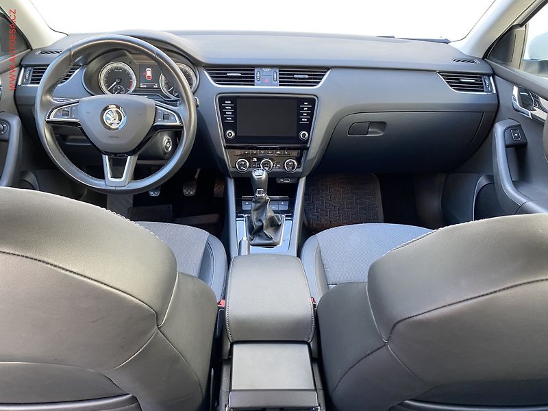 Škoda Octavia (2019) 1.6 TDi 4x4, 1.maj,ČR, Style - fotka 7 z 17
