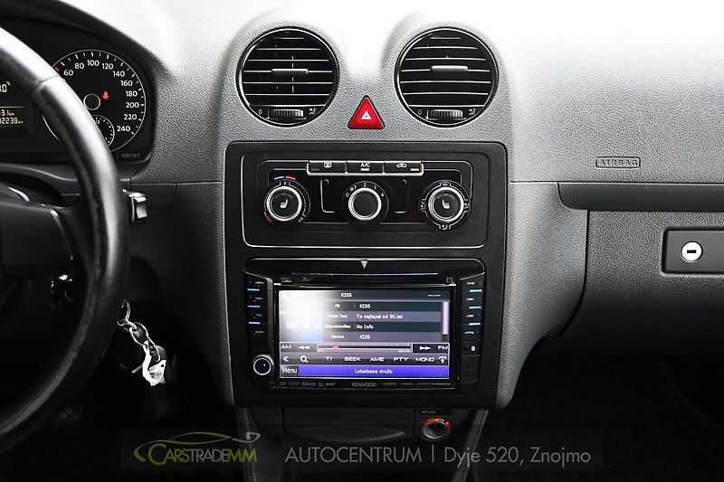 Volkswagen Caddy 1.2TSi 2xKOLA A/C VÝHŘEV - fotka 23 z 39