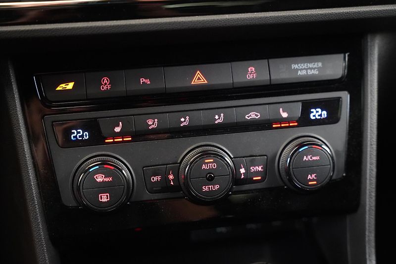Seat Leon - fotka 23 z 26