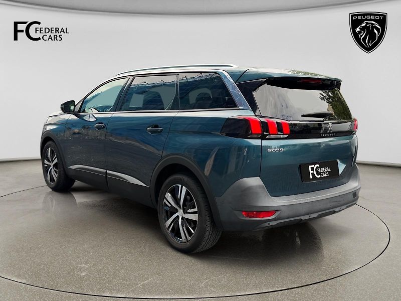 Peugeot 5008 (2017) ALLURE PureTech 130k EAT6 - fotka 3 z 39