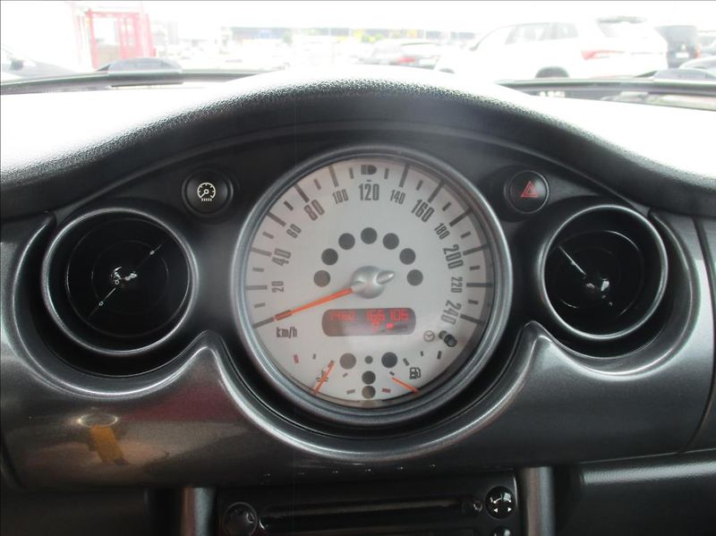 Mini Cooper 1,6 16V, automat,klima,s.kn, - fotka 28 z 45