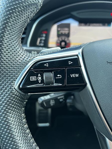 Audi A6 45TFSI 180kW Quattro S-Line TZ - fotka 11 z 33