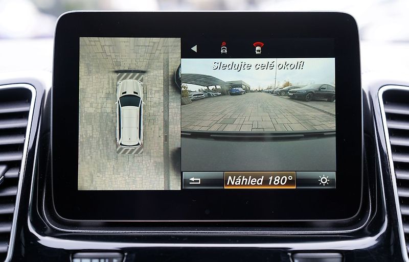 Mercedes-Benz GLS 350d 4Matic, ČR, 7 míst - fotka 47 z 50