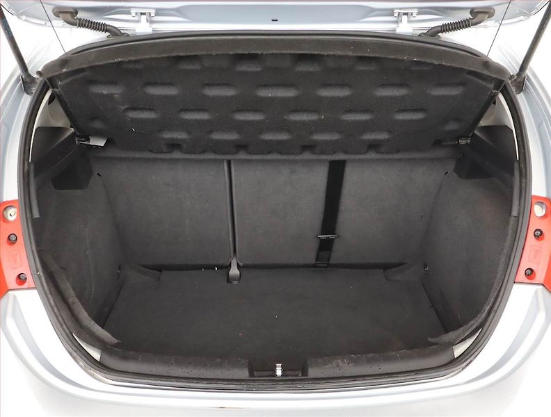 Seat Leon (2010) 1.4 TSI, nová STK, udržované - fotka 13 z 19