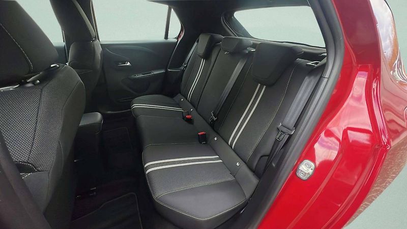 Opel Corsa GS 1.2 TURBO (74kW/100k) AT8/T - fotka 32 z 42