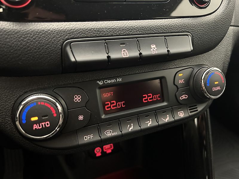 Kia Ceed 1.6 CRDI EXCLUSIVE - fotka 15 z 25