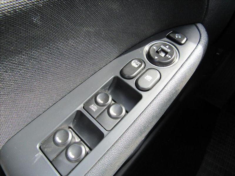 Hyundai i30 1,4 i 80kW Combi - fotka 21 z 27