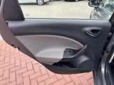 Seat Ibiza (2014) 1.4i 16V Navi Digi Klima - náhled 23