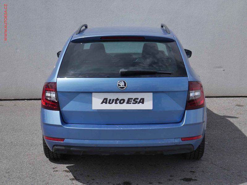 Škoda Octavia (2017) 1.6 TDi, ČR, STK 9/2027 - fotka 5 z 13