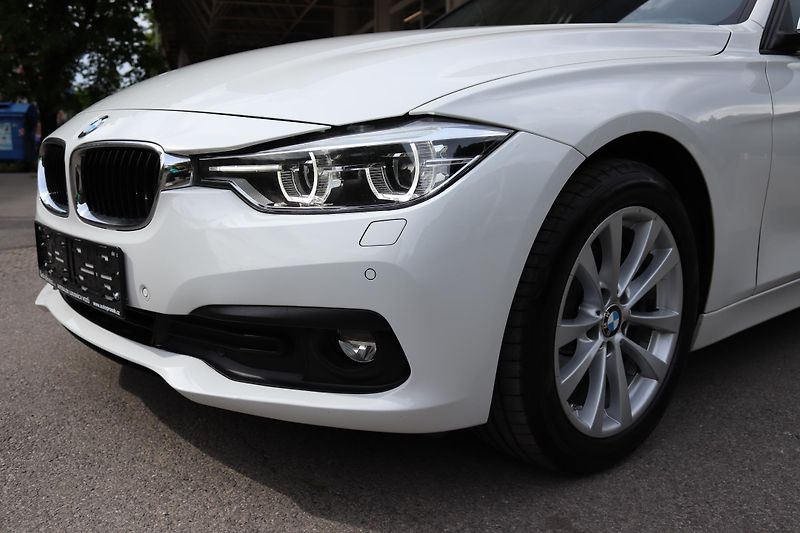 BMW Řada 3 318D TOURING F31 110kW - fotka 5 z 50