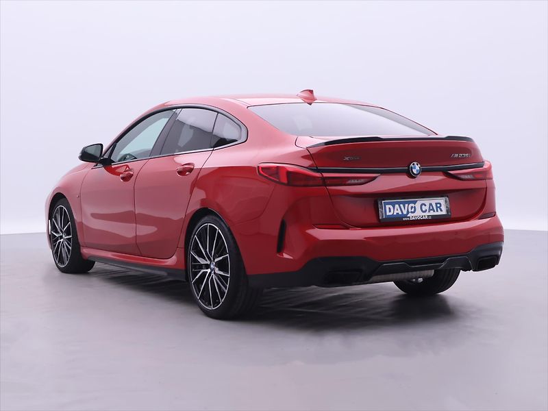 BMW Řada 2 2,0 M235i 225kW CZ xDrive - fotka 5 z 40