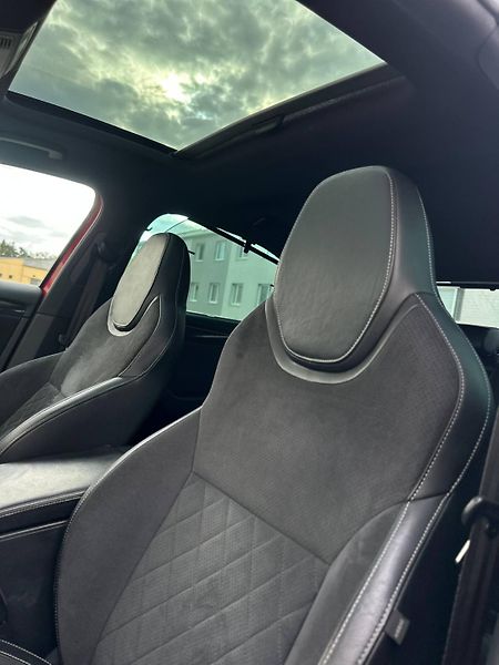 Škoda Superb (2017) III SPORTLINE 140KW DSG - fotka 16 z 48