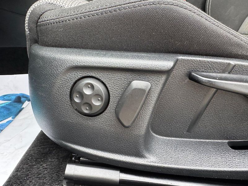 Volkswagen CC (2015) 2.0 TDi 4x4,DSG - fotka 32 z 36