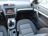Škoda Octavia (2011) Ambiente 1.6 TDI, Tempomat - náhled 8