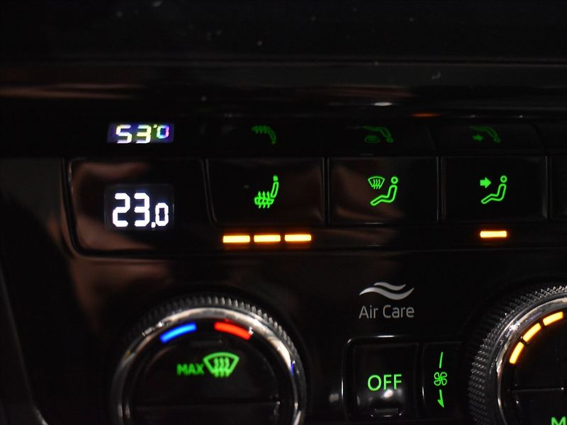 Škoda Octavia 2,0 2,0TDi Style Tažné,Canton - fotka 20 z 21