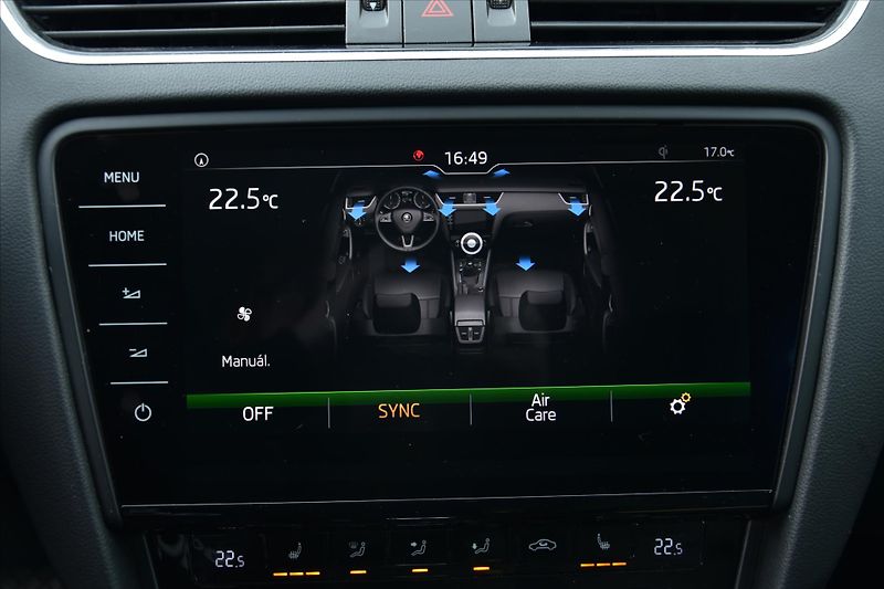 Škoda Octavia 2.0TDI 110kW STYLE+ SERV.KNIHA - fotka 25 z 30