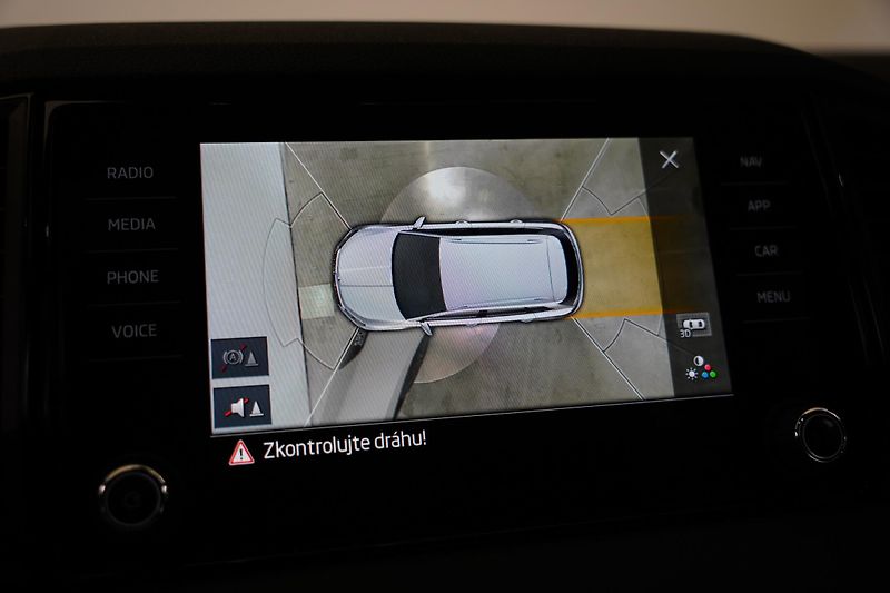 Škoda Karoq - fotka 22 z 29