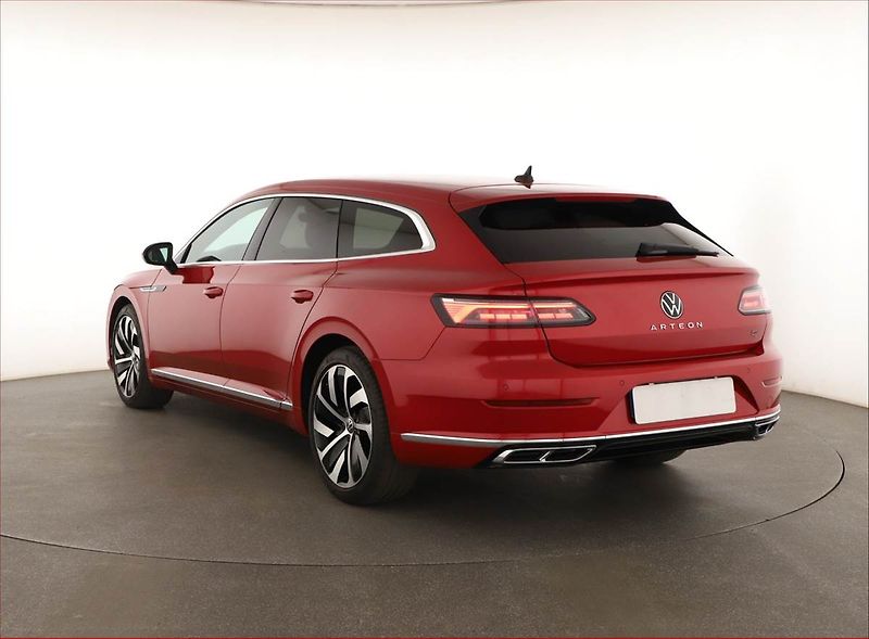 Volkswagen Arteon (2023) 2.0 TSI - fotka 4 z 20