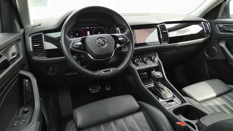Škoda Kodiaq 2.0 TDI 147 kW L&K 4x4 DSG - fotka 5 z 28