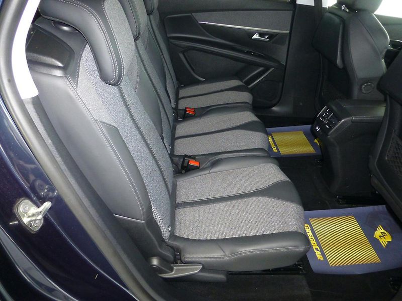 Peugeot 5008 (2020) 1,5HDI-96KW*NAVI**KAMERA*7MÍST - fotka 24 z 29