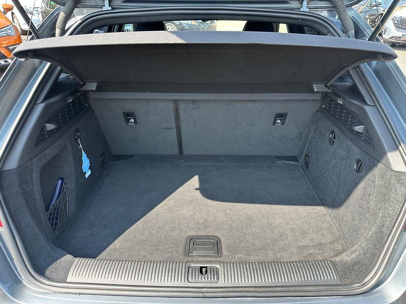 Audi A3 (2013) 2.0Tdi 110kw - fotka 12 z 40