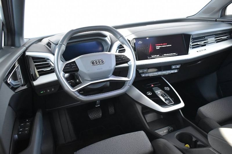 Audi Q4 e-tron (2023) Sportback quattro 220kW,Tepeln - fotka 12 z 26