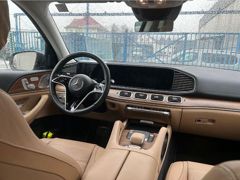 Mercedes-Benz GLE 450d 4M, 1.majitel, CZ - fotka 10 z 19