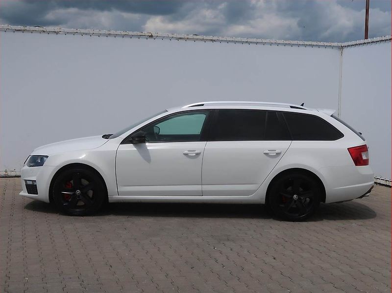 Škoda Octavia (2014) RS 2.0 TDI, Automat, Kůže - fotka 3 z 16