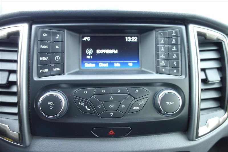 Ford Ranger 2,2 D 118KW, ČR, 2 MAJ., XLT. - fotka 21 z 31