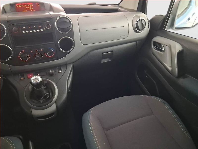 Citroën Berlingo (2011) 1.6 VTi, 5Míst - fotka 8 z 20