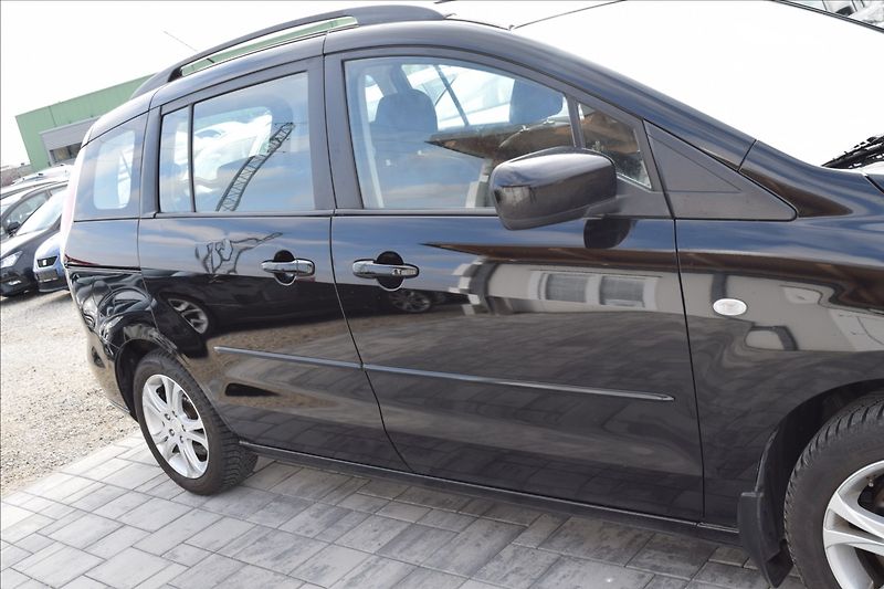Mazda 5 1,8 i(MZR) 85KW 7 MÍST TAŽNÉ - fotka 10 z 40