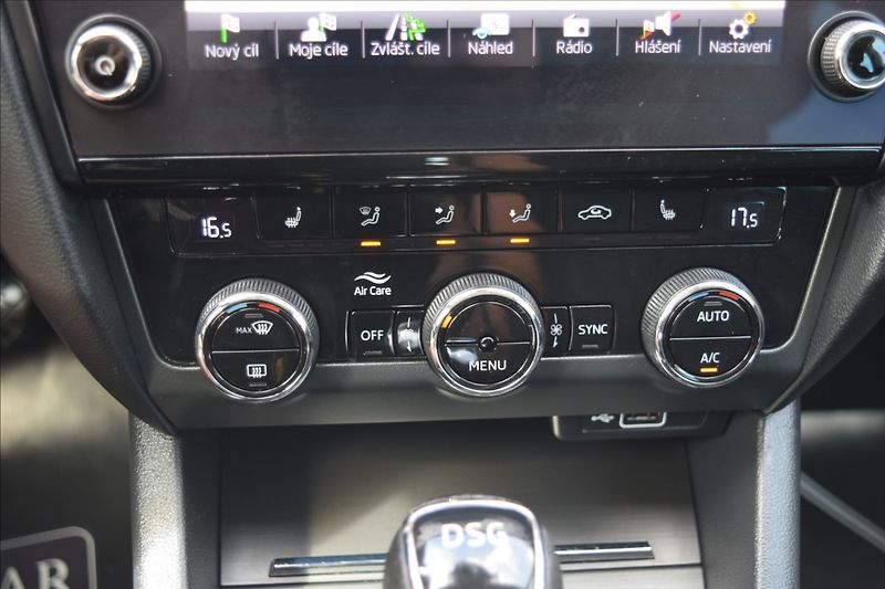 Škoda Octavia 2,0 TDI 110KW DSG NAVIGACE ALU - fotka 38 z 47