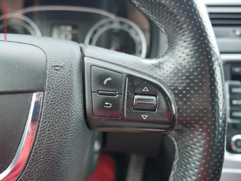 Škoda Octavia (2011) 2.0 TDi, RS, DSG, bixen - fotka 18 z 20