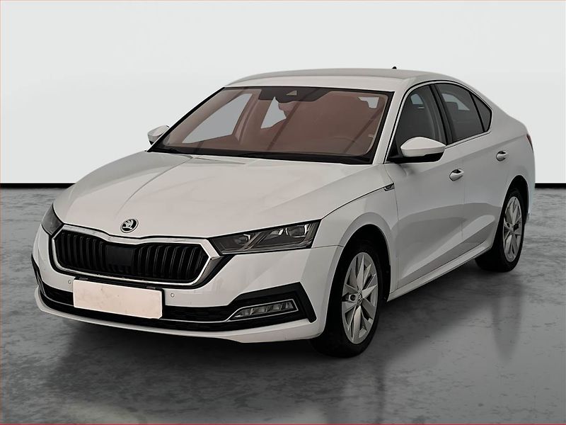 Škoda Octavia (2021) 2.0 TDI, Serv.kniha, Tempomat - fotka 2 z 16