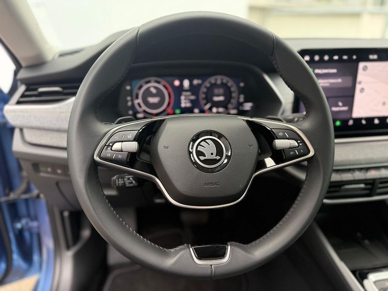 Škoda Octavia Top Selection 2.0 TDI 110kw DS - fotka 9 z 24