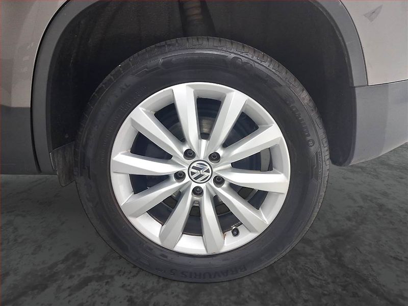 Volkswagen Tiguan (2011) Freestyle 2.0 TSI, 4X4 - fotka 15 z 17