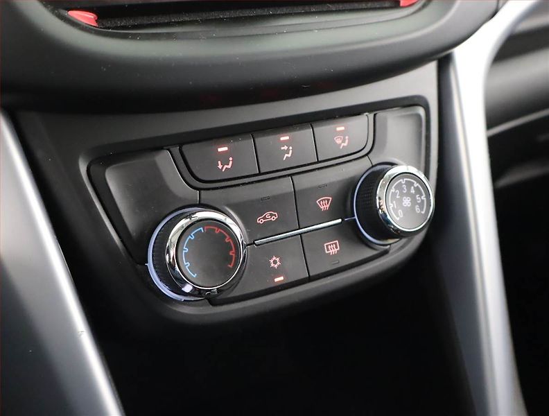 Opel Zafira (2014) 1.6 CDTI, Navi, Tempomat - fotka 16 z 21