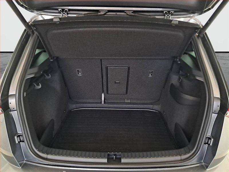 Škoda Karoq (2024) Sportline 1.5 TSI - fotka 14 z 21