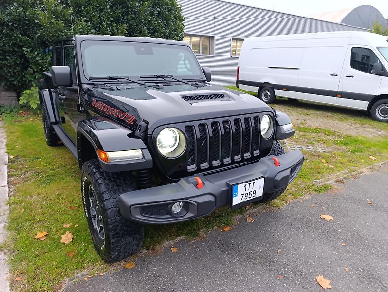 Jeep Gladiator (2021) Mojave 3,6 V6 - fotka 4 z 26