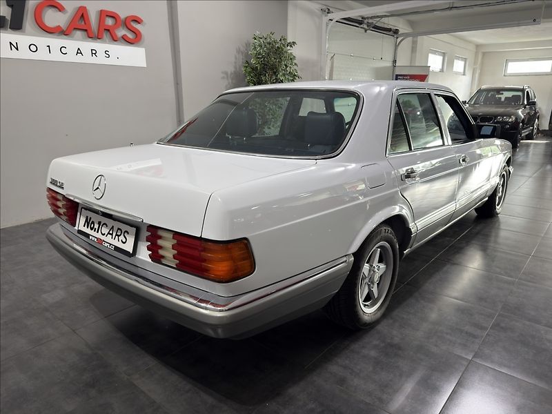 Mercedes-Benz Třídy S 3,0   SE 300 W126 V6 ŠPANĚLSKO - fotka 5 z 37
