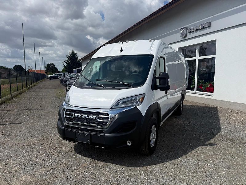 RAM ProMaster (2025) 3500 SLT 3.6L V6 VVT High Roof - fotografie inzerátu