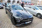 Sraz vozů značky Mercedes na Karlově náměstí v Kolíně.