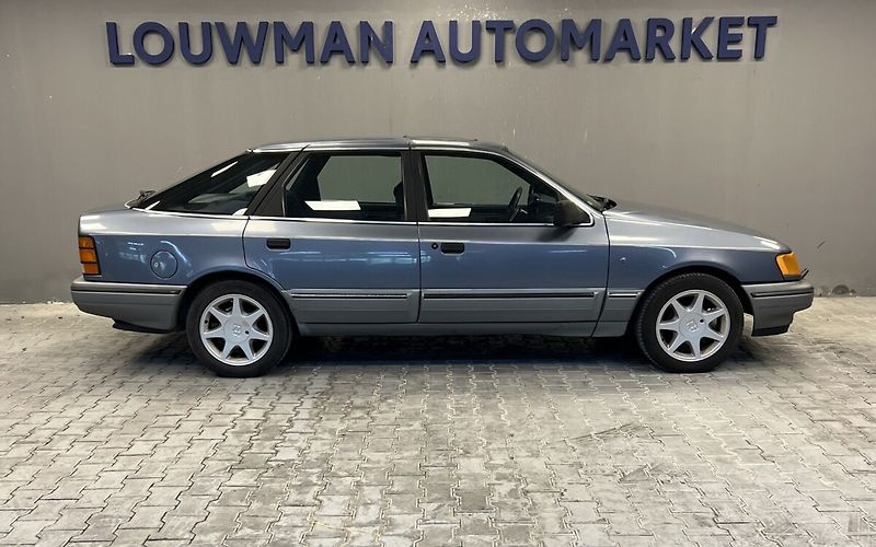 Ford Scorpio GHIA - fotka 16 z 16